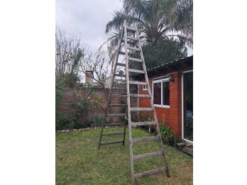 ESCALERA DE MADERA - TIPO PINTOR