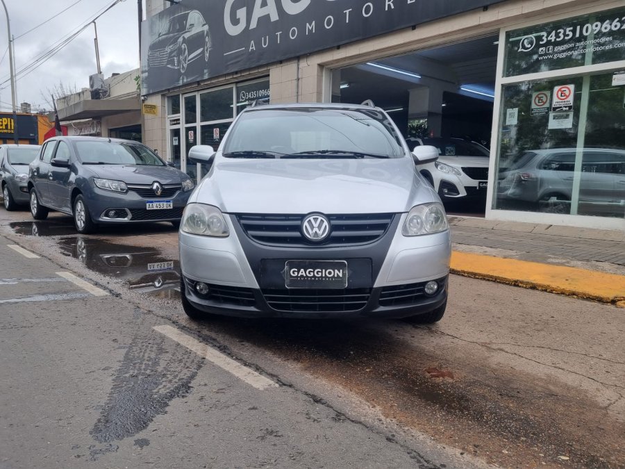 Atto Suran 1.6n Highline Cuero MT / 2010
