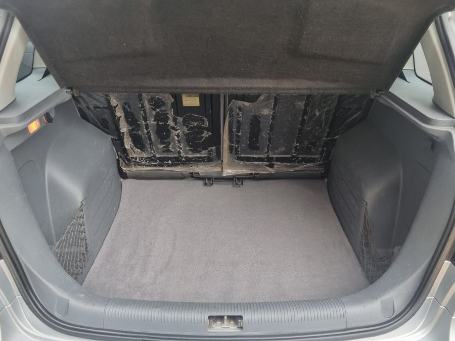 Atto Suran 1.6n Highline Cuero MT / 2010