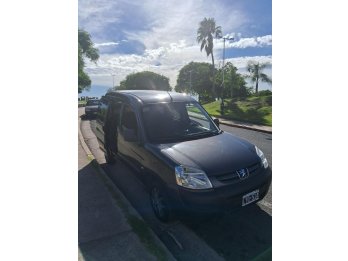 Peugeot Partner 1.4 Furgon Confort. Impecable