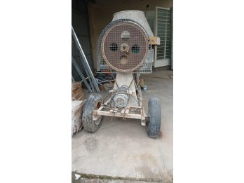 HORMIGONERA 300 LITROS CON MOTOR