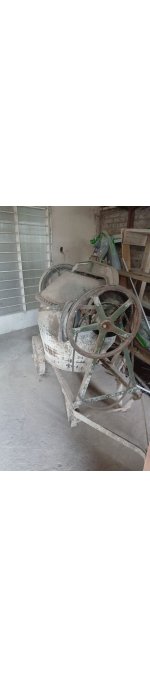 HORMIGONERA 300 LITROS CON MOTOR