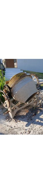 HORMIGONERA 300 LITROS CON MOTOR