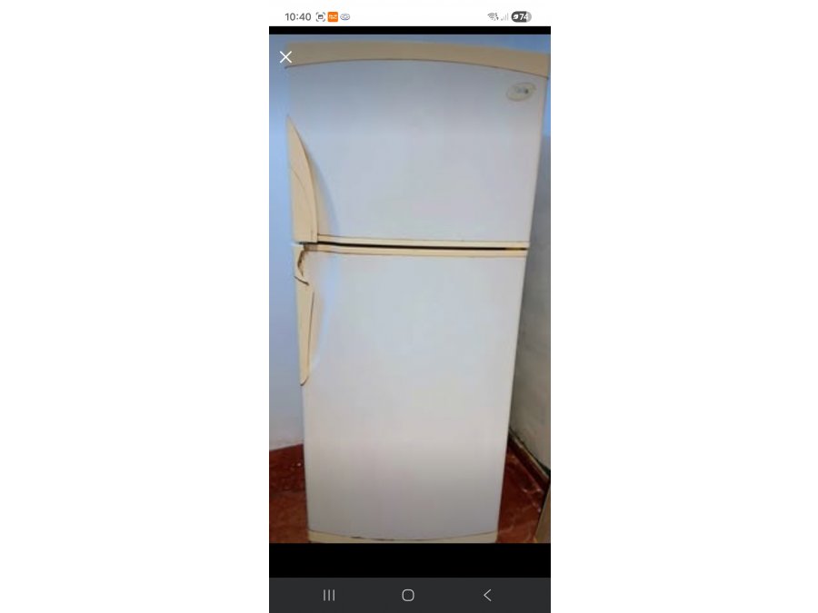 VENDO HELADERA CON FREEZER