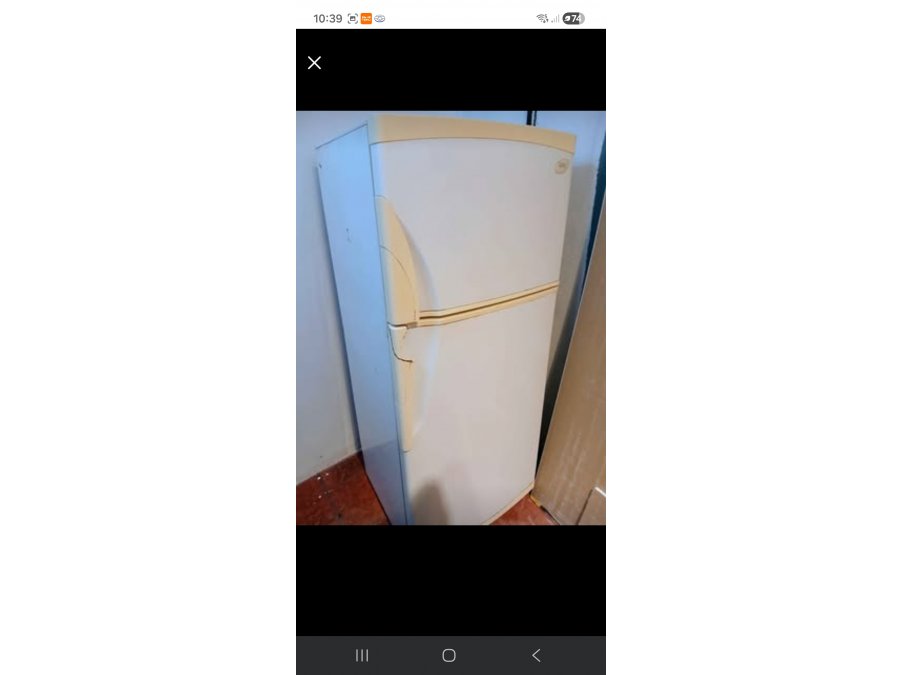 VENDO HELADERA CON FREEZER