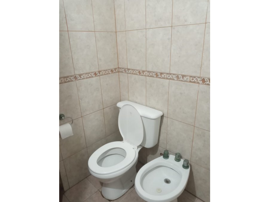 VENDO CÓMODA CASE ZANNI 2907 $48.000. 2DORM.COCHERA