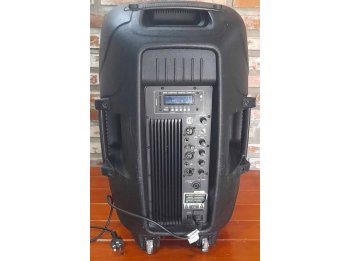 Bafle Potenciado Moon Wild15 720w Activo 3 Canales