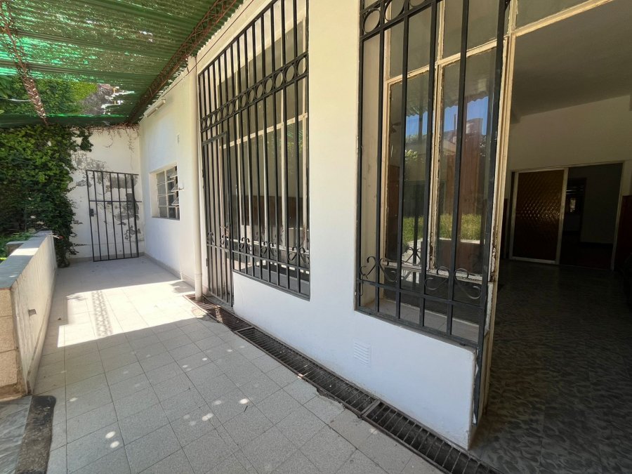 SALTA 279. CASA EN VENTA CENTRICA CON PATIO