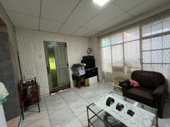 CASA CENTRICA CON FONDO. APTA CREDITO