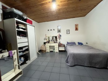 CASA CENTRICA CON FONDO. APTA CREDITO