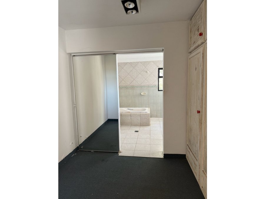 VENTA CASA EN BARRIO PRIVADO