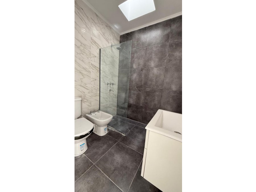 SE VENDE DUPLEX A ESTRENAR EN PARACAO