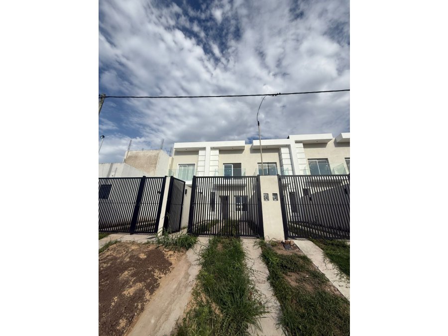 SE VENDE DUPLEX A ESTRENAR EN PARACAO