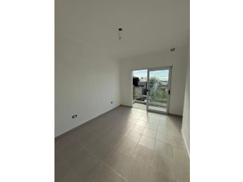 SE VENDE DUPLEX A ESTRENAR EN PARACAO