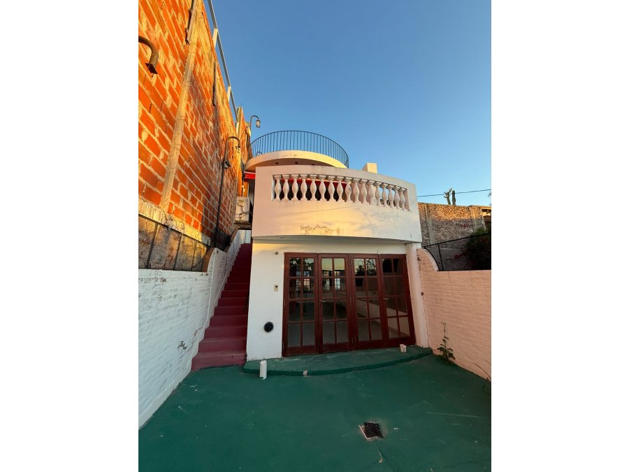 VENTA DE CASA VISTA AL RIO ZONA THOMPSON