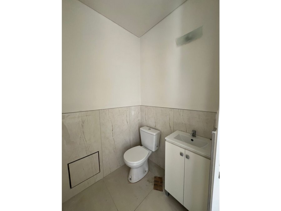Local Comercial / Uruguay y Ferre
