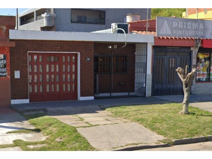 VENDE: Casa Avenida Selva de Montiel