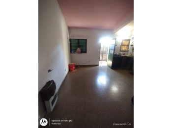 VENDE: Departamento z/ Primero de Mayo, tres dormitorios