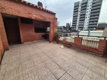 VENDO IMPORTANTE PROPIEDAD CENTRICA