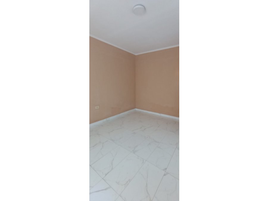 CASA RECICLADA A NUEVA