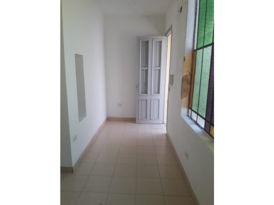 VENDE: Monoambiente Avda Ramírez zona Laurencena