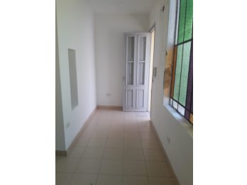 VENDE: Monoambiente Avda Ramírez zona Laurencena