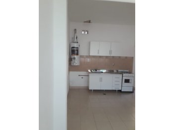 VENDE: Monoambiente Avda Ramírez zona Laurencena