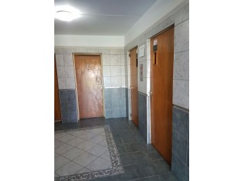 VENDE: Departamento calle Montevideo, tres dormitorios