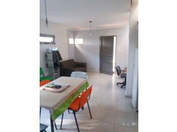VENDE: Duplex Las Golondrinas Oro Verde