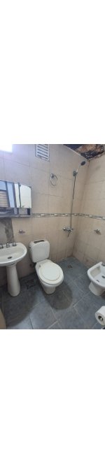 VENDE O ALQUILA: Barrio El Sol (a 200 m del super Coto)