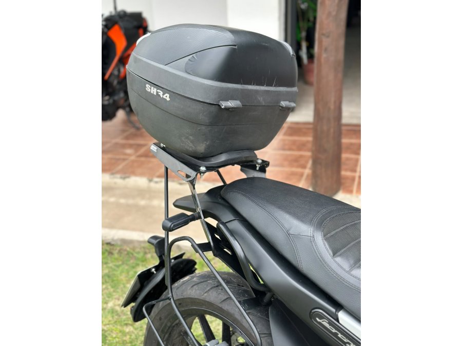 Benelli Leoncino 500