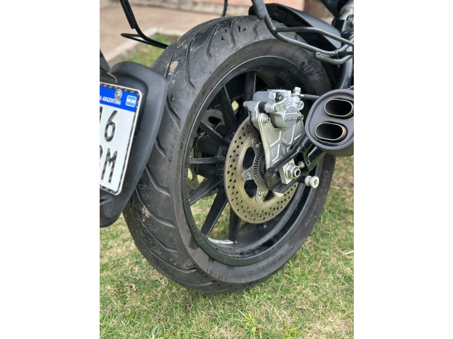 Benelli Leoncino 500