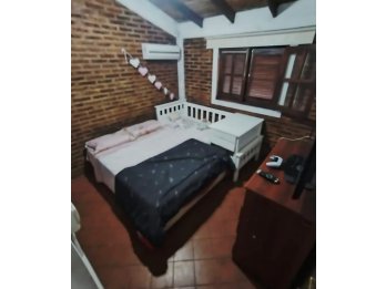 VENTA CASA DE 3 DORMITORIOS ZONA ESCUELA DE POLICIAS