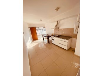 ALQUILER DEPARTAMENTO CENTRICO UN DORMITORIO $320.000