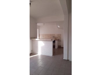 OPORTUNIDAD U$s50.000 CASA calle Toscanini casi 3 de Febrero