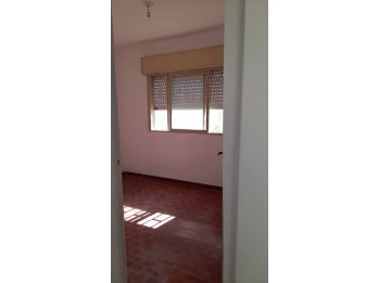 OPORTUNIDAD U$s50.000 CASA calle Toscanini casi 3 de Febrero