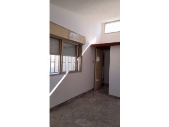 OPORTUNIDAD U$s50.000 CASA calle Toscanini casi 3 de Febrero
