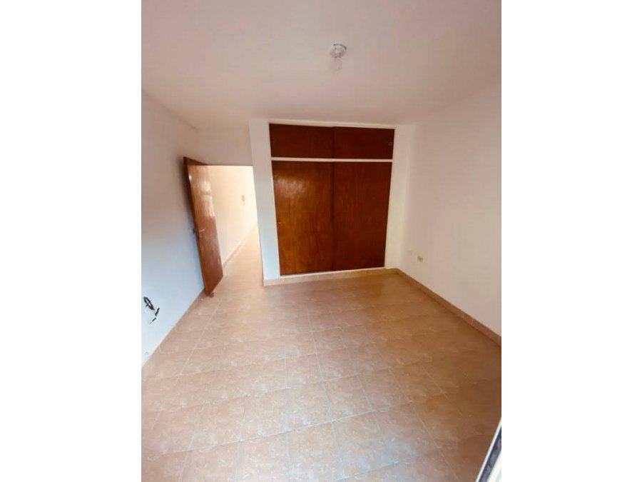 ALQUILER Dpto. centrico calle Paraguay UN Dorm con cochera