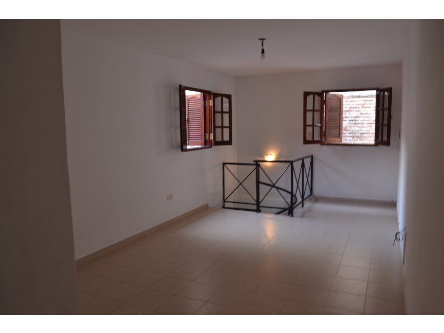 Particular alquiler duplex 1 dormitorio calle Nogoyá