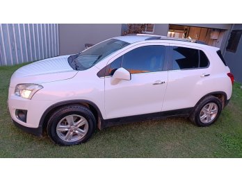 TRACKER LTZ VENDO PERMUTO