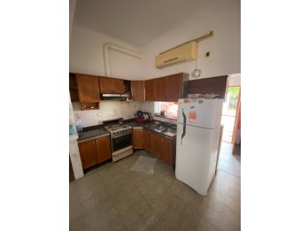 CASA EN VENTA Calle Andres Pazos