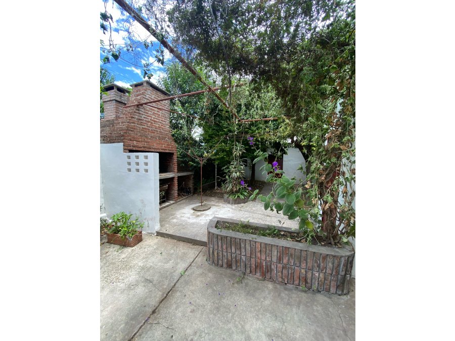 CASA EN VENTA Calle Andres Pazos