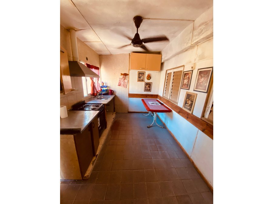 CASA EN VENTA División Los Andes al 2100