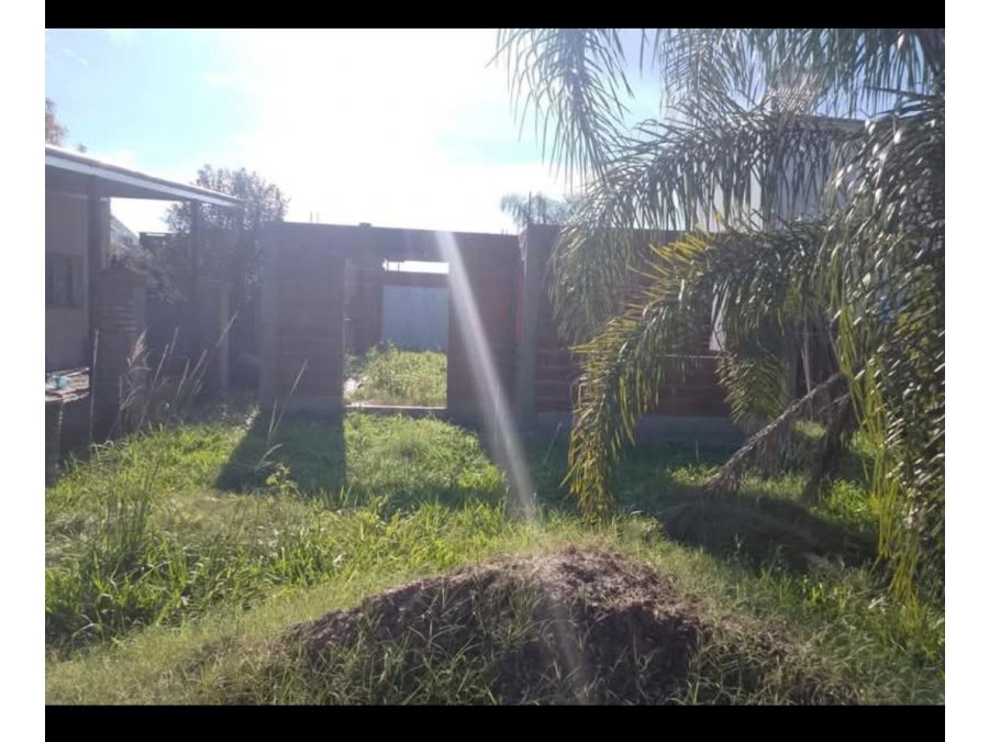 Venta de Terreno con construcción a terminar