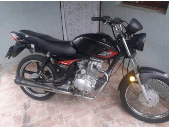 Vendo o permuto por algún autito o otra moto del mismo estad