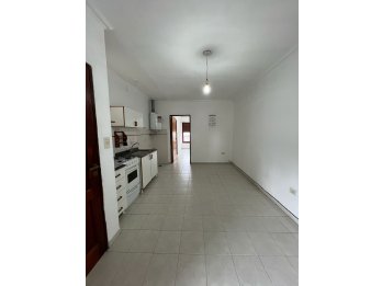 La Paz 135 / Depto Un Dormi