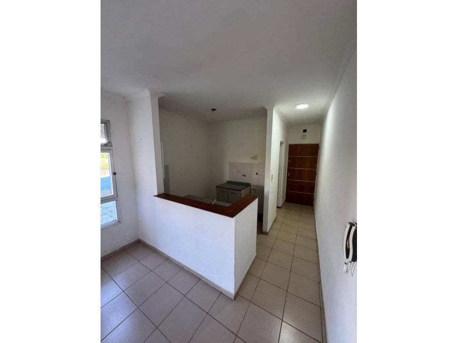 OPORTUNIDAD. Se vende departamento en calle Alem e Irigoyen