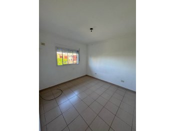 OPORTUNIDAD. Se vende departamento en calle Alem e Irigoyen