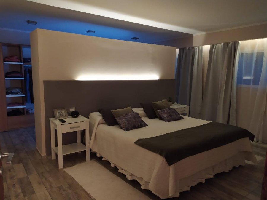 3 dormitorios-3 baños - oficina - terraza - piscina- 300M2