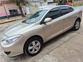 Fluence 1.6 2014 105.000km. Vendo o permuto mayor-menor
